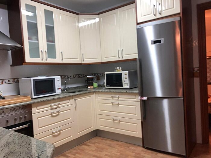 Casas en venta y pisos alquiler - 2