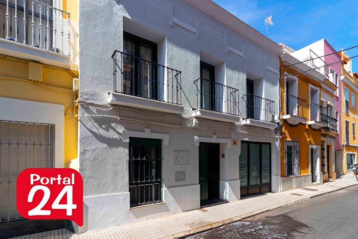 Casa en venta en Casco Antiguo, Badajoz Capital de 5 habitaciones