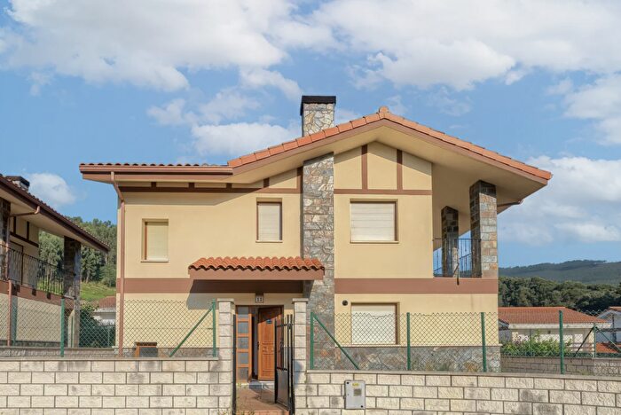 Casas en venta y pisos alquiler - 1