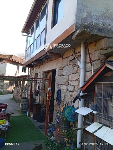 Casa en venta en Punxín, Ourense de 3 habitaciones