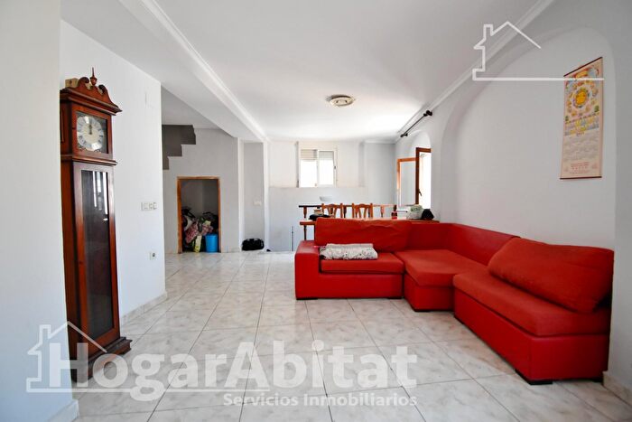 Casas en venta y pisos alquiler - 2
