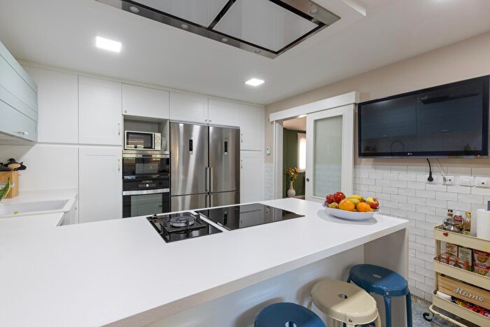 Casas en venta y pisos alquiler - 2