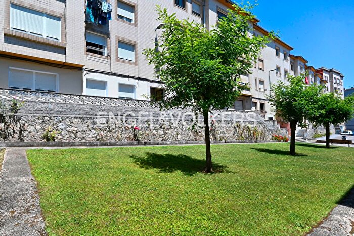 Casas en venta y pisos alquiler - 1