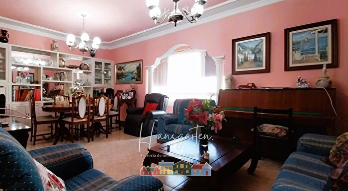 Casas en venta y pisos alquiler - 1