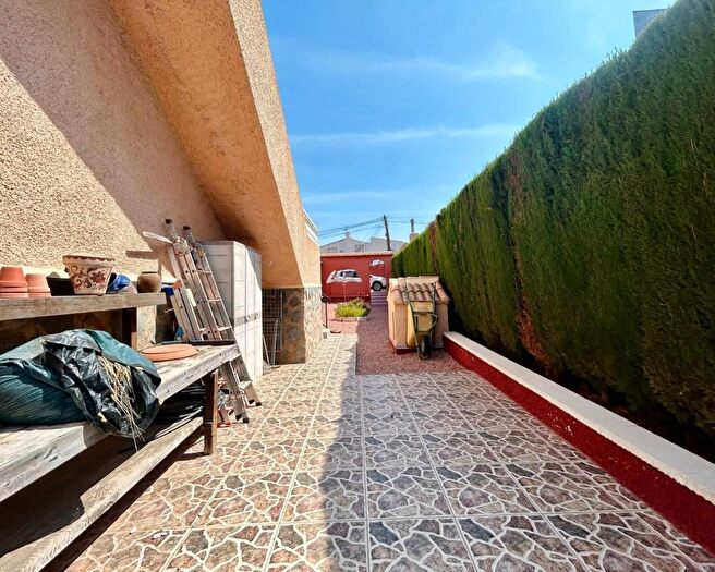 Casas en venta y pisos alquiler - 3