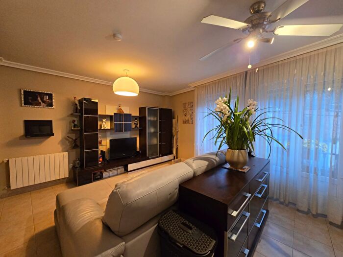 Casa en venta en Oriñón Allendelagua, CastroUrdiales de 2 habitaciones