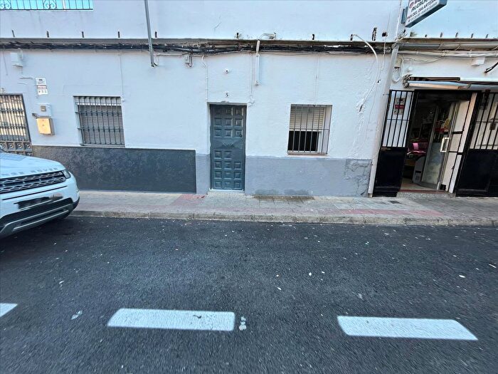 Casa en venta en Nueva Alcalá, Alcalá de Guadaira de 4 habitaciones