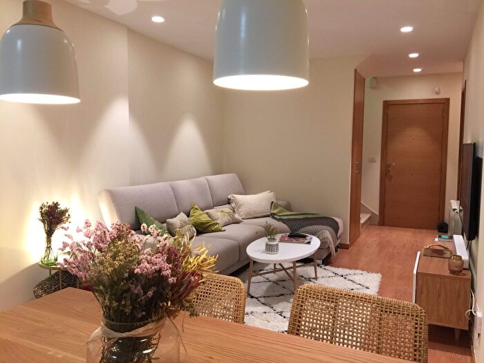 Casas en venta y pisos alquiler - 2