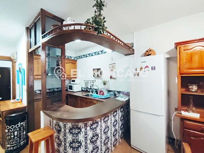 Casas en venta y pisos alquiler - 2