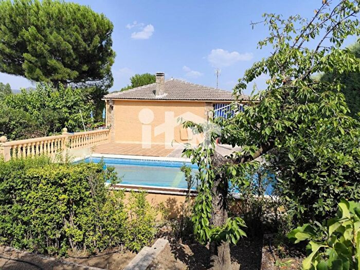 Casa en venta en Santa Cruz de Pinares, Ávila de 4 habitaciones