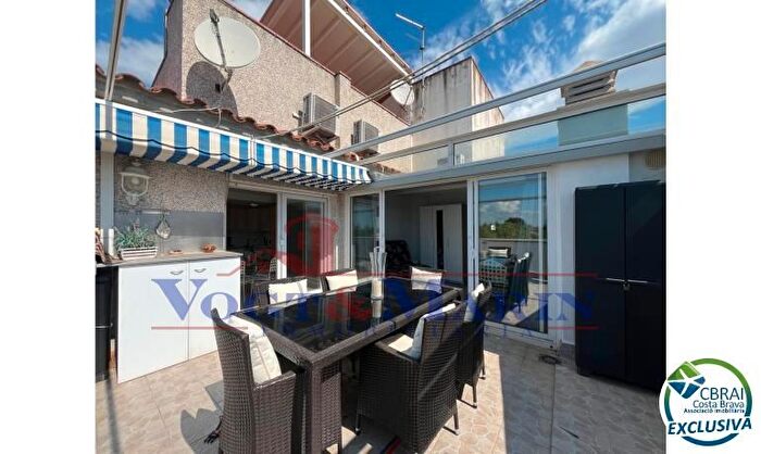 Casas en venta y pisos alquiler - 3