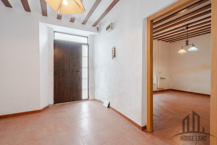 Casas en venta y pisos alquiler - 1