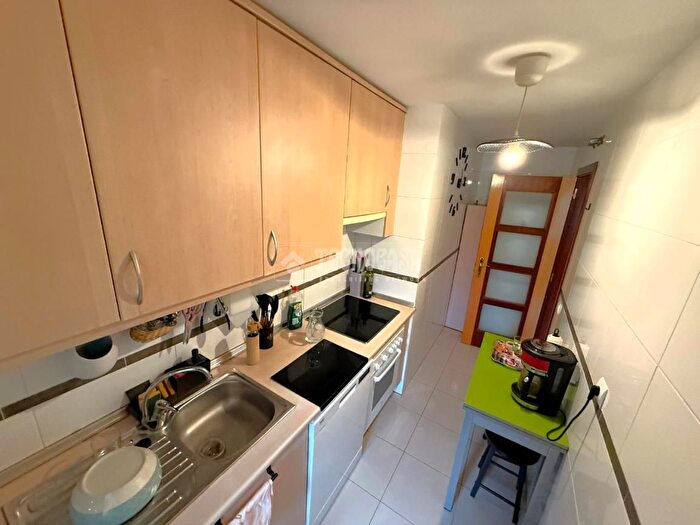 Casas en venta y pisos alquiler - 2