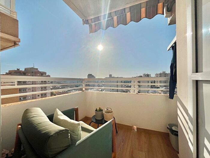 Piso en venta en Nueva Torrevieja Aguas Nuevas, Nueva Torrevieja de 2 habitaciones