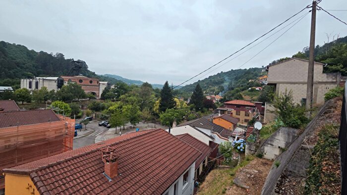 Casas en venta y pisos alquiler - 2