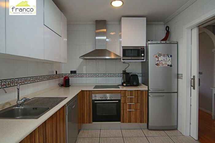 Casas en venta y pisos alquiler - 3
