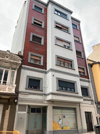 Piso en venta en Centro, Avilés de 4 habitaciones