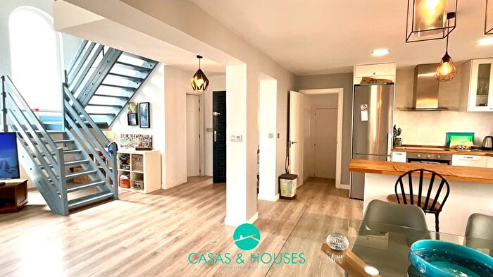Casas en venta y pisos alquiler - 2