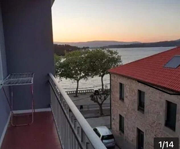 Piso en venta en O Carril, Vilagarcía de Arousa de 3 habitaciones
