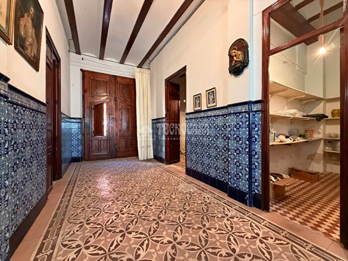 Casas en venta y pisos alquiler - 1