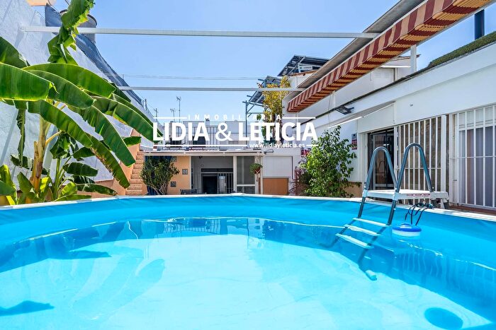 Casas en venta y pisos alquiler - 1