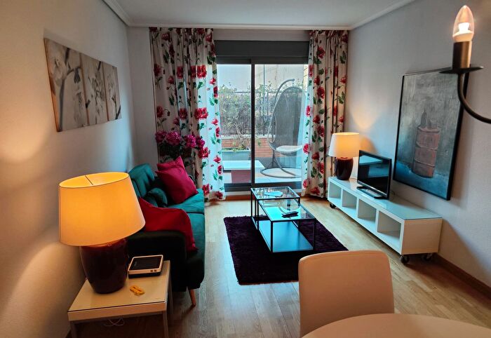 Casas en venta y pisos alquiler - 2
