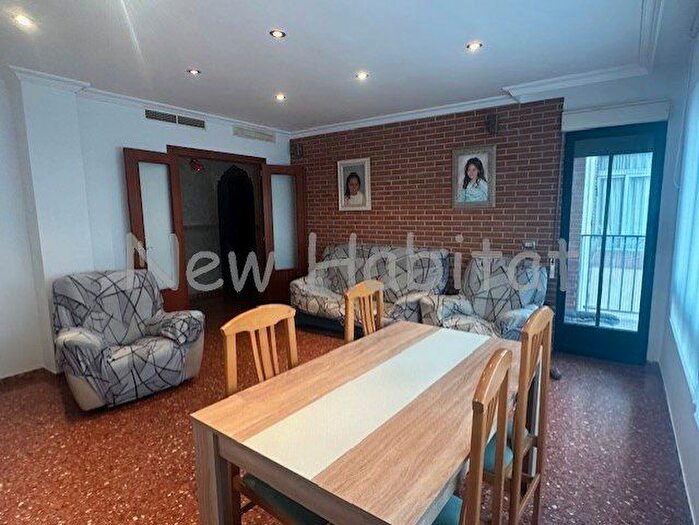 Casas en venta y pisos alquiler - 2