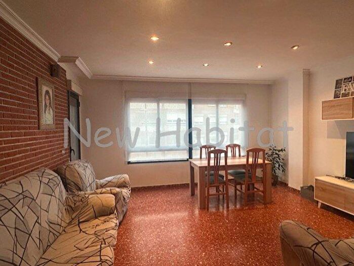 Piso en venta en El Grao, Castellón de la Plana Castelló de la Plana de 4 habitaciones