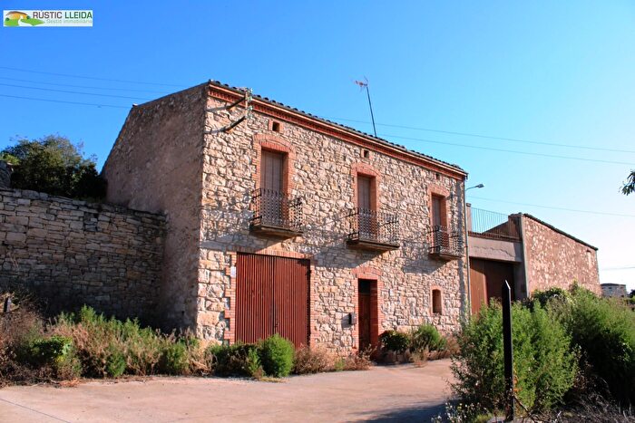 Casa en venta en Sant Ramon, Lleida de 4 habitaciones