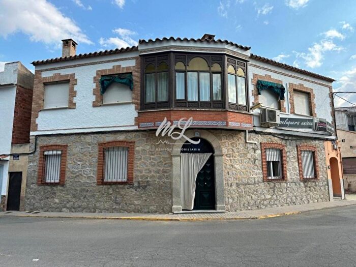 Casa en venta en Sonseca, Toledo de 5 habitaciones