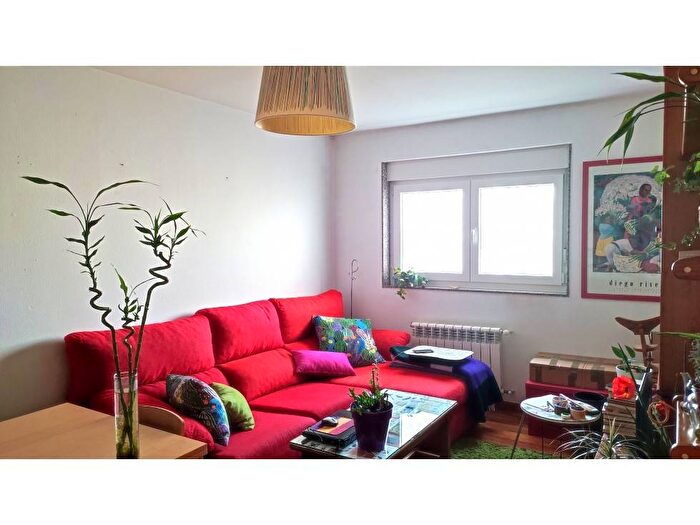Casas en venta y pisos alquiler - 1