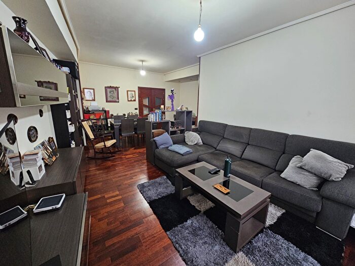 Piso en venta en Ibaiondo, Iturralde de 4 habitaciones