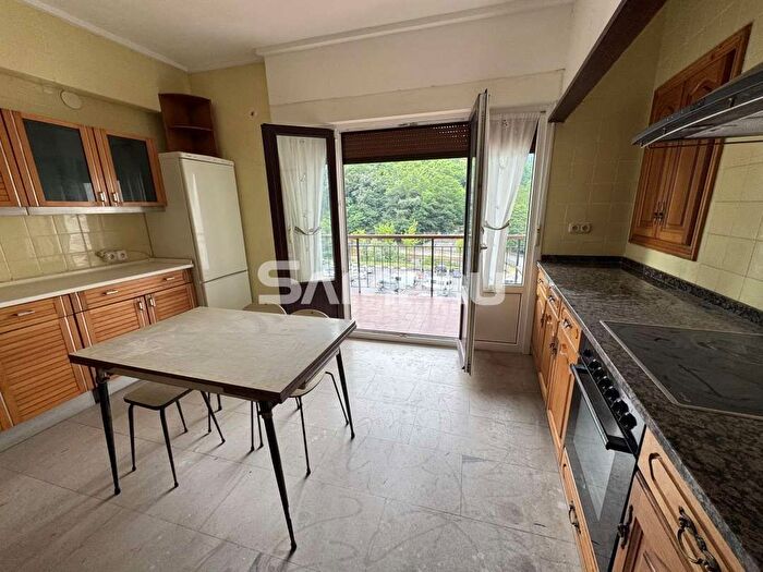 Casas en venta y pisos alquiler - 2