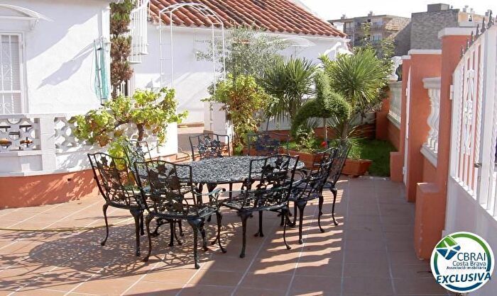 Casa en venta en Santa Margarita, Roses de 3 habitaciones