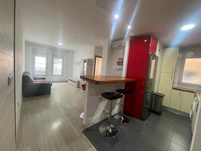 Piso en venta en Cenes de la Vega, Granada de 2 habitaciones