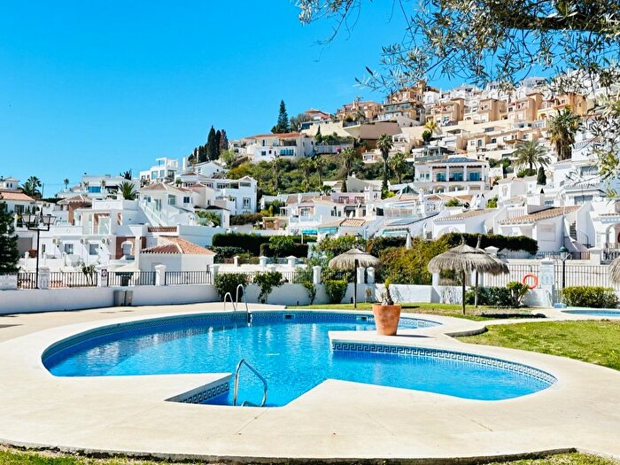 Piso en venta en Chaparil Torrecilla Punta Lara, Nerja de 4 habitaciones