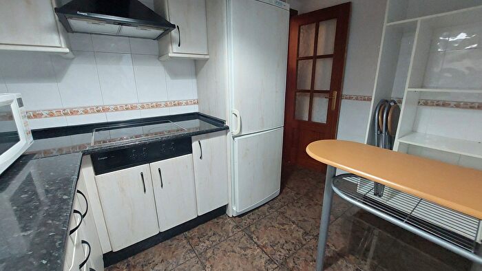 Casas en venta y pisos alquiler - 2