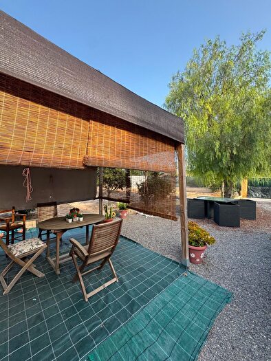 Casa en venta en Valverde, Elche Elx de 4 habitaciones