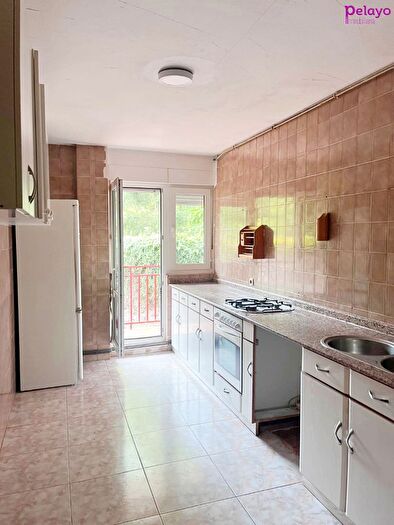 Casas en venta y pisos alquiler - 2