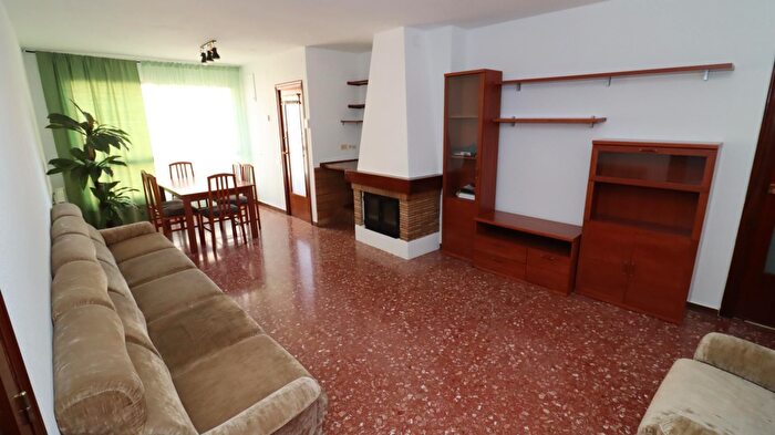 Piso en venta en Alcanar, Tarragona de 4 habitaciones
