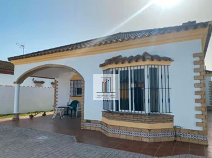 Casa en venta en Los Franceses La Vega, Chiclana de la Frontera de 4 habitaciones
