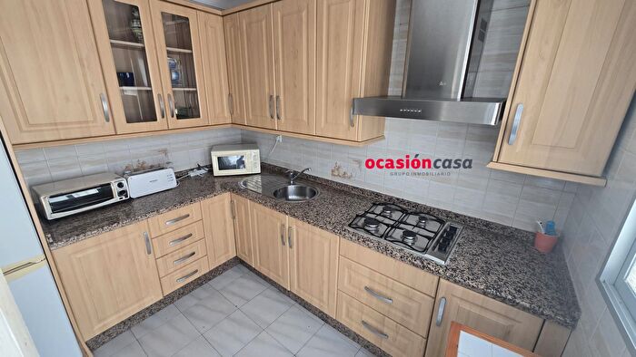 Casas en venta y pisos alquiler - 1