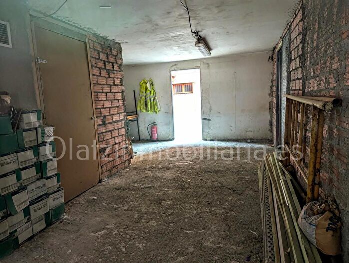 Casas en venta y pisos alquiler - 1