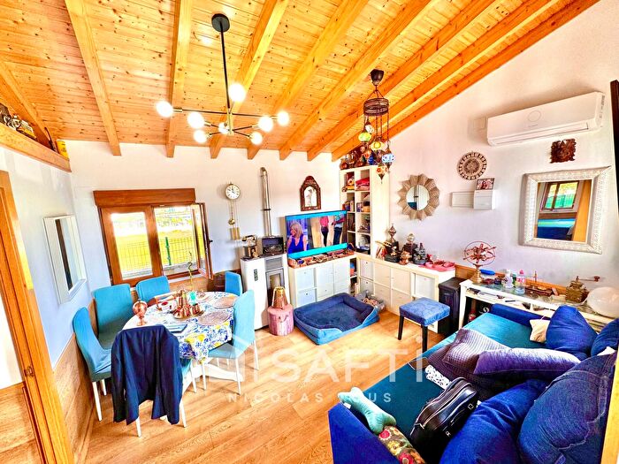Casas en venta y pisos alquiler - 1
