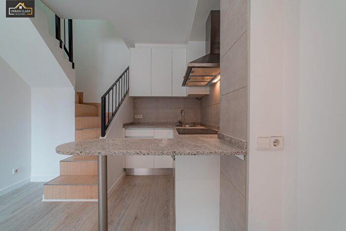 Casas en venta y pisos alquiler - 3
