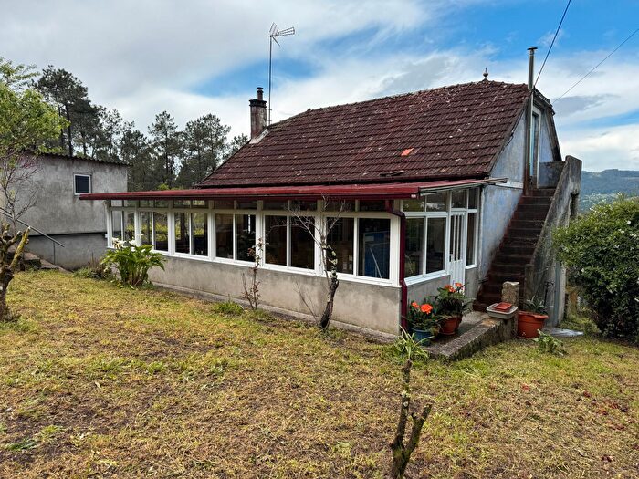 Casa en venta en Mos, Pontevedra de 3 habitaciones