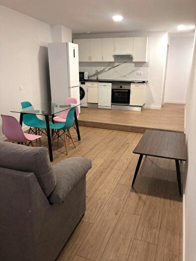 Casas en venta y pisos alquiler - 2