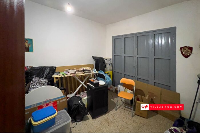 Casas en venta y pisos alquiler - 2