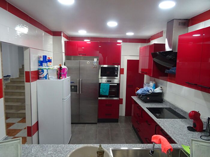 Casas en venta y pisos alquiler - 2