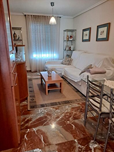 Casas en venta y pisos alquiler - 2
